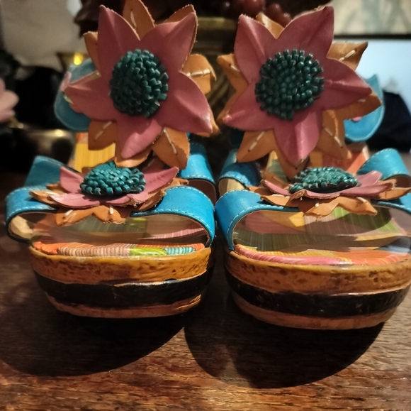 Elite by Corky's "Keely" heels size 10 - Picture 5 of 11